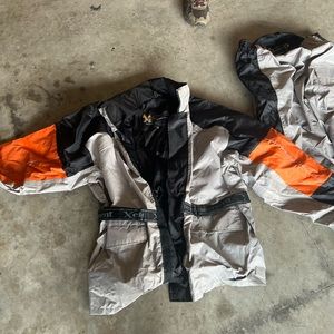 Man’s rain gear